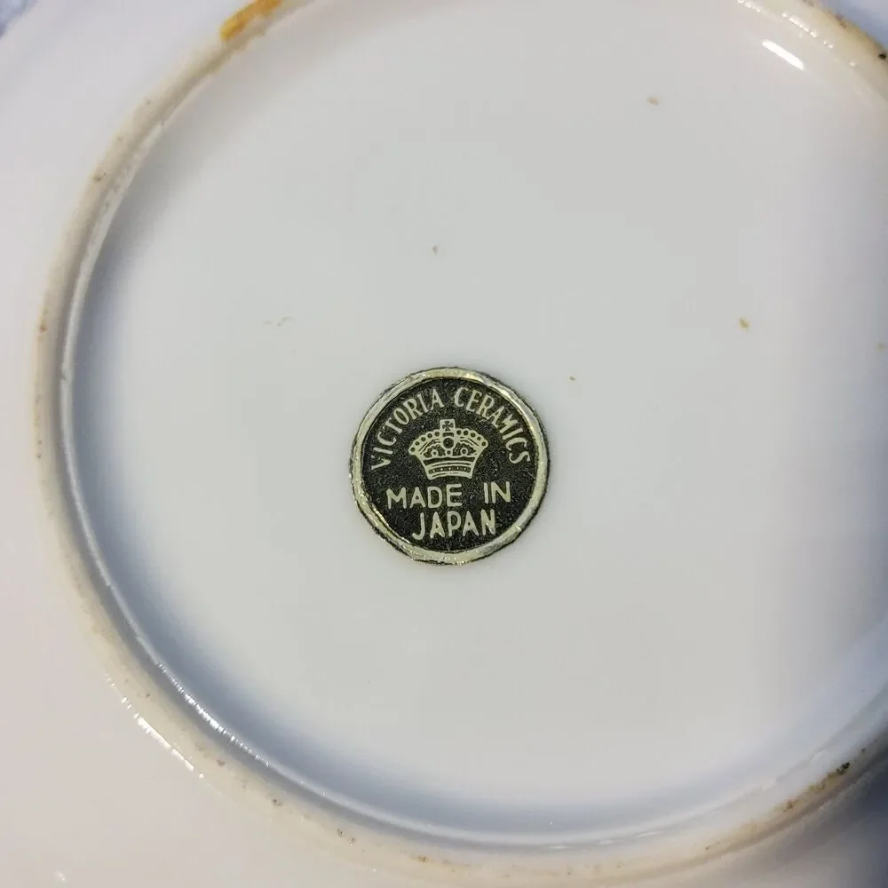 Victoria vintage ceramics